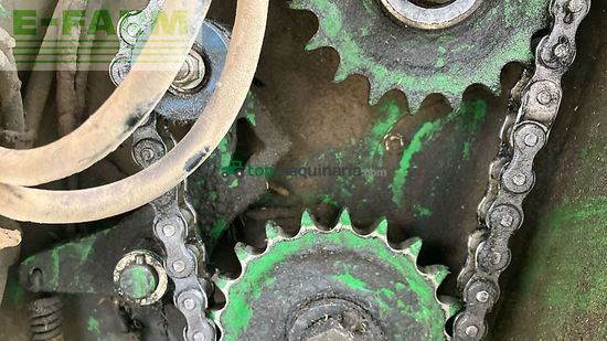 Empacadora gigant - John Deere - v461r hc25