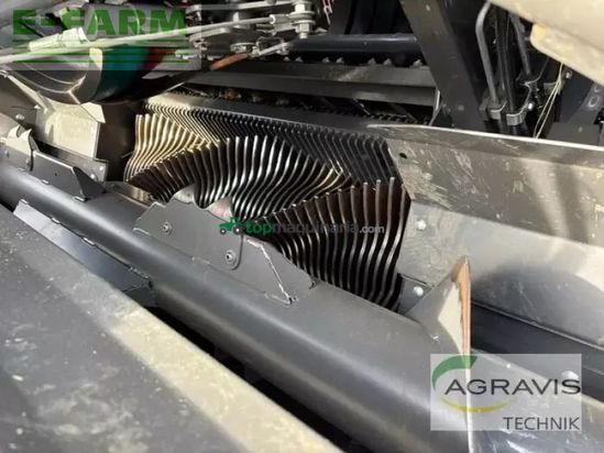 Empacadora gigant - Claas - quadrant 5200 fc tandem