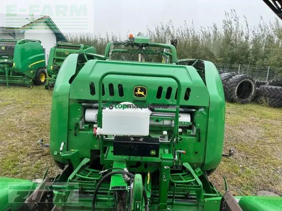 Empacadora gigant - John Deere - c441r mit mantelfolienbindung