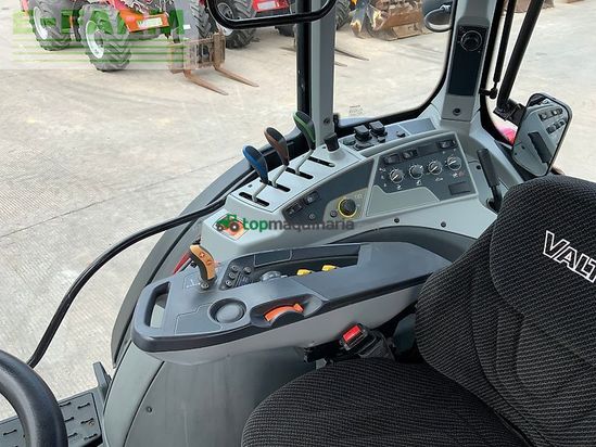 Tractor agrícola - Valtra - n134 active unlimited tractor (st27222)