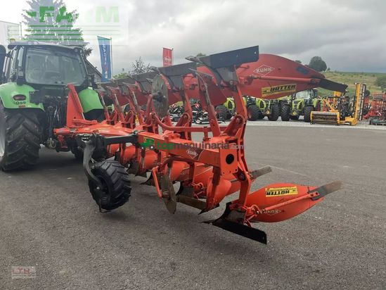 Arado - Kuhn - vari-master 152 5t