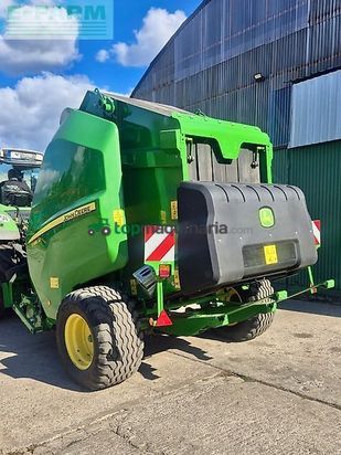 Empacadora gigant - John Deere - v461m - variable kammer