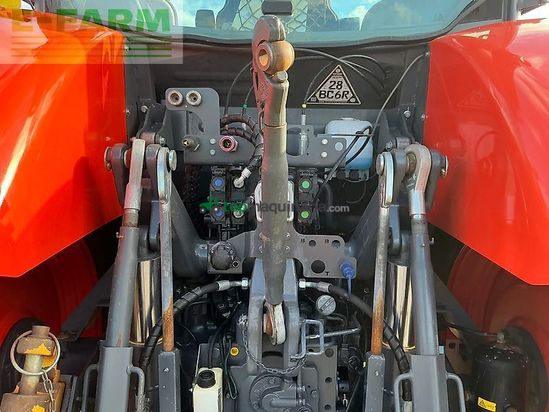 Tractor agrícola - Kubota - m7-133 tractor (st25633)