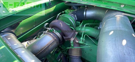 Cosechadora de Cereal - John Deere - S685