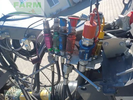 Empacadora gigant - Claas - quadrant 5300 fc evolution