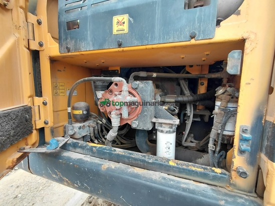 Excavadora HYUNDAI HX220L
