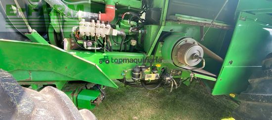 Cosechadora de Cereal - John Deere - 7700