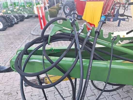 Empacadora gigant - Krone - comprima v 150 xc plus 17 messer