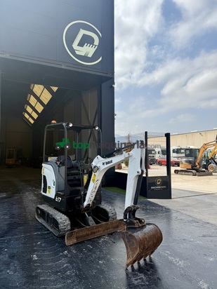 Mini Excavadora Bobcat E17 