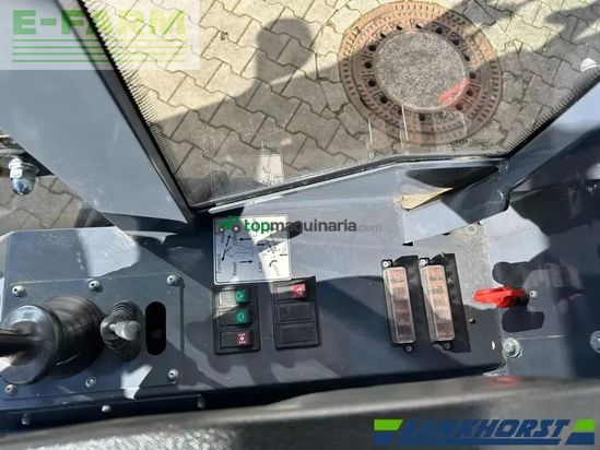 Minicargadora - Toyo - ku 851