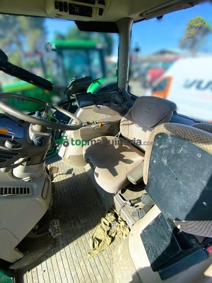 Tractor agrícola - John Deere - 6210R