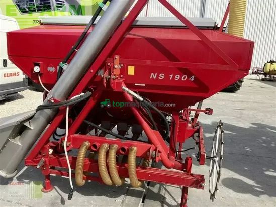 Sembradora monograno mecanica - Becker - aeromat p12 hkt dte