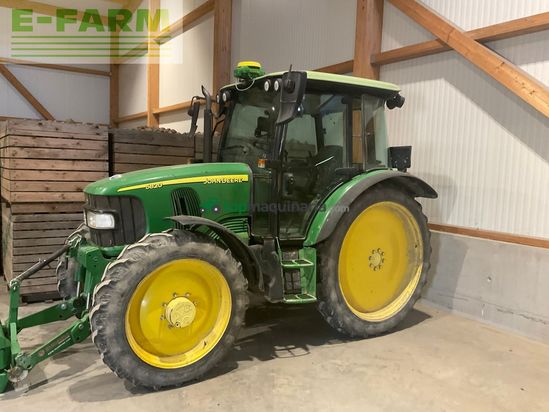 Tractor agrícola - John Deere - 5820