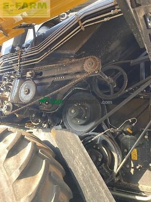 Cosechadora de Cereal - New Holland - ch 7.70