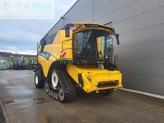 Cosechadora de Cereal - New Holland - cx 8.80 raupe