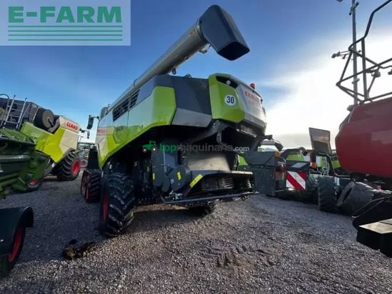 Cosechadora de Cereal - Claas - trion 750 terra trac