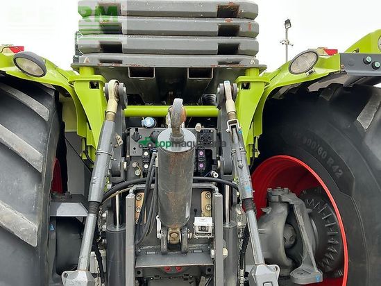 Tractor agrícola - Claas - xerion trac 5000 tractor (st26926)