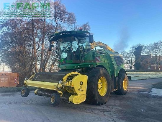 Cosechadora de Cereal - John Deere - 9700 mit pickup 639