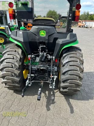 Tractor agrícola - John Deere - 3025e