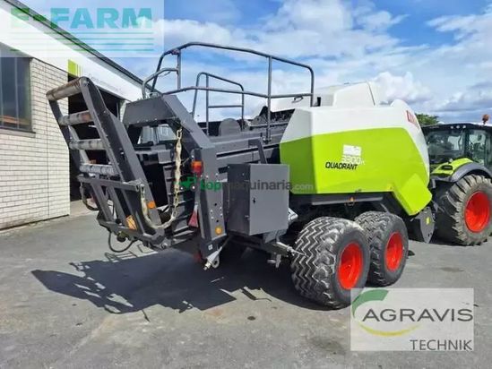Empacadora gigant - Claas - quadrant 3300 fc t