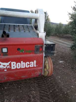 Minicargadora -  BOBCAT T 300