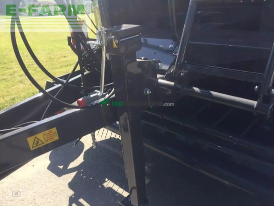 Empacadora gigant - Claas - rollant 520 rc