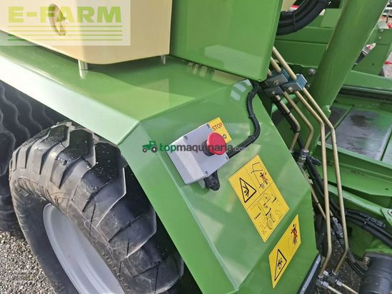 Empacadora gigant - Krone - comprima cv 150 xc