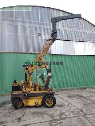 Elevadora -  - mit kranarm