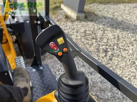 Minicargadora - Schaffer - 2430s elite