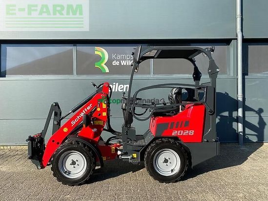 Minicargadora - Schaffer - 2028