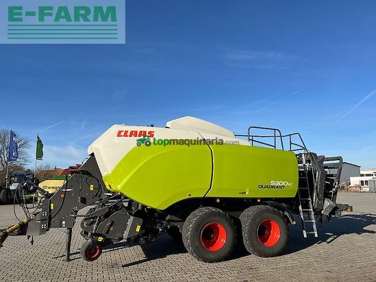Empacadora gigant - Claas - quadrant 5300 rc