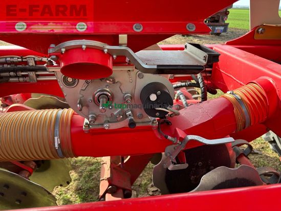 Sembradora - Pöttinger - terrasem r 3 artis