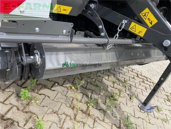 Empacadora gigant - Claas - variant 560 rc pro - neu