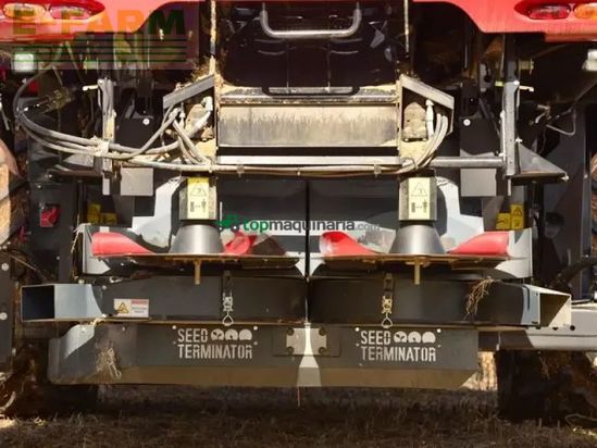 Cosechadora de Cereal - Case IH - seed terminator bouchard diffusion