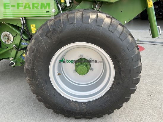 Empacadora gigant - Krone - comprima f155 xc