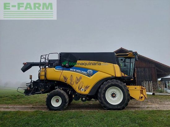 Cosechadora de Cereal - New Holland - cr 9.80