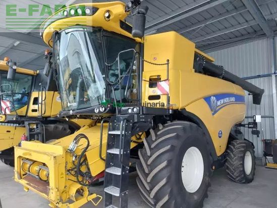 Cosechadora de Cereal - New Holland - cx8-70