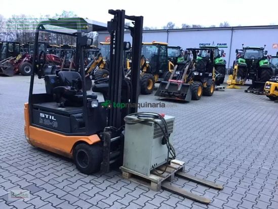 Elevadora - Still - r20-18