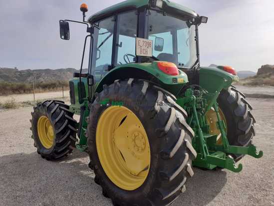 Tractor agrícola - John Deere 6320 