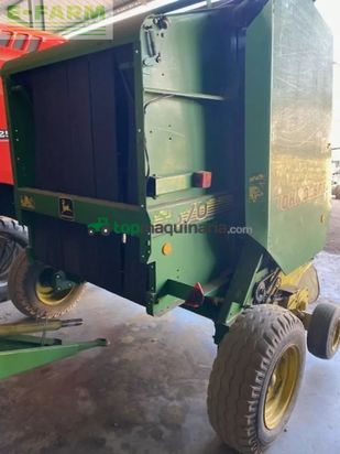 Empacadora gigant - John Deere - 570