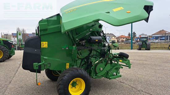 Empacadora gigant - John Deere - V451M