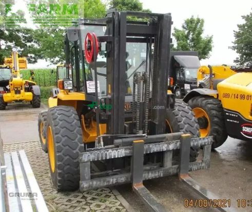 Elevadora - JCB - 940-4