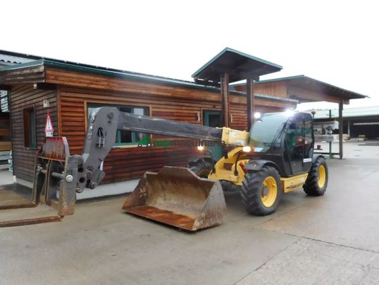 Telescopica - New Holland - lm732 mit schaufel und gabel