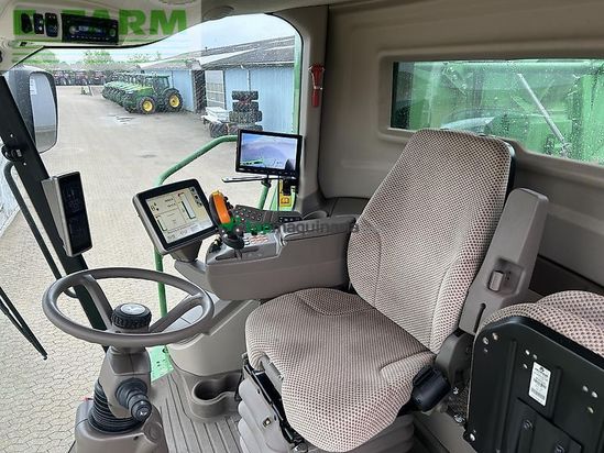 Cosechadora de Cereal - John Deere - s690