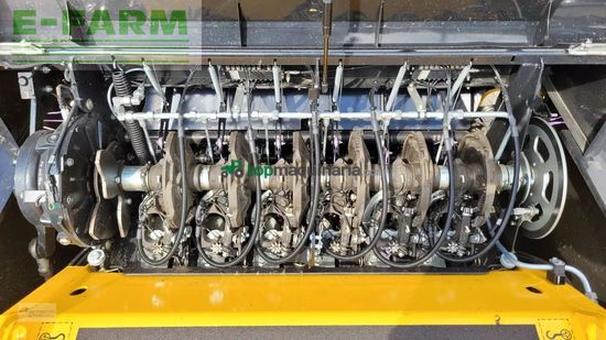 Empacadora gigant - New Holland - bb 1270 plus density shortcut