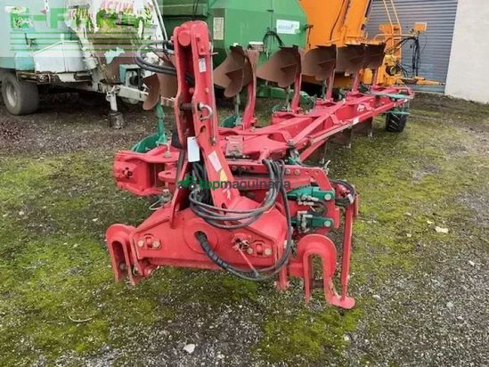 Arado - Kverneland - charrue