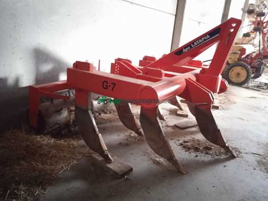 Descompactador subsolador  Latapia modelo G-7