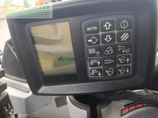 Empacadora gigant - New Holland - rolt belt 180 superfeed