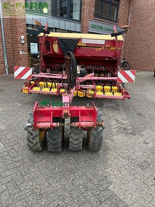 Sembradora - Väderstad - rapid 300 s