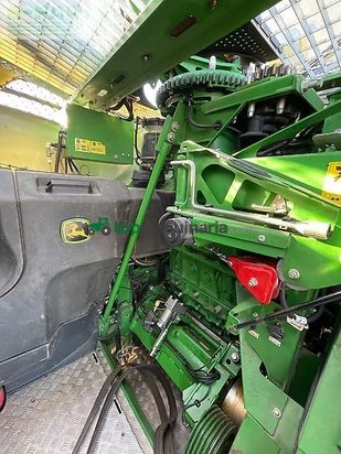 Cosechadora de Cereal - John Deere - 8500